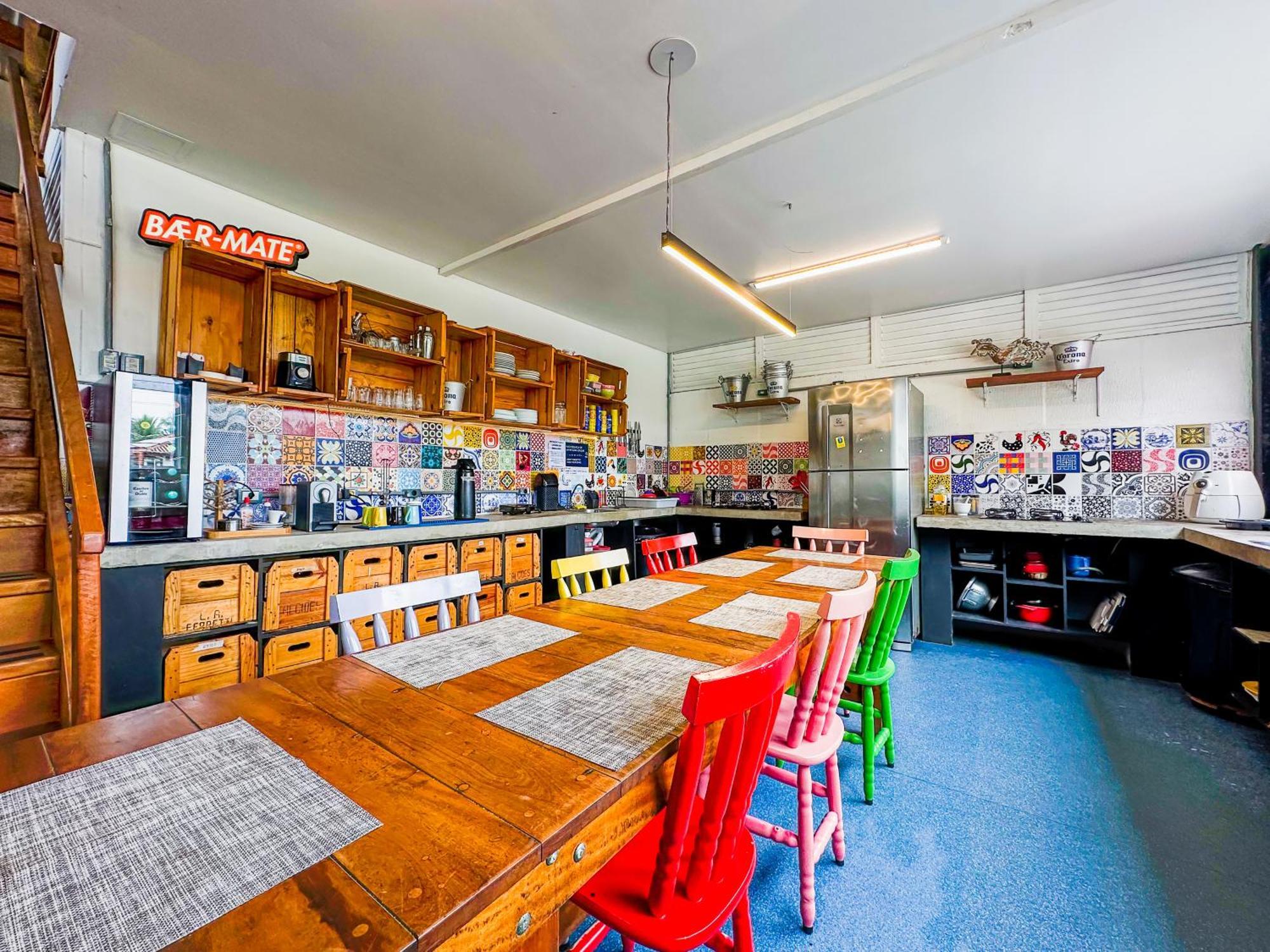 Laika Hostel Camburi  Exteriér fotografie